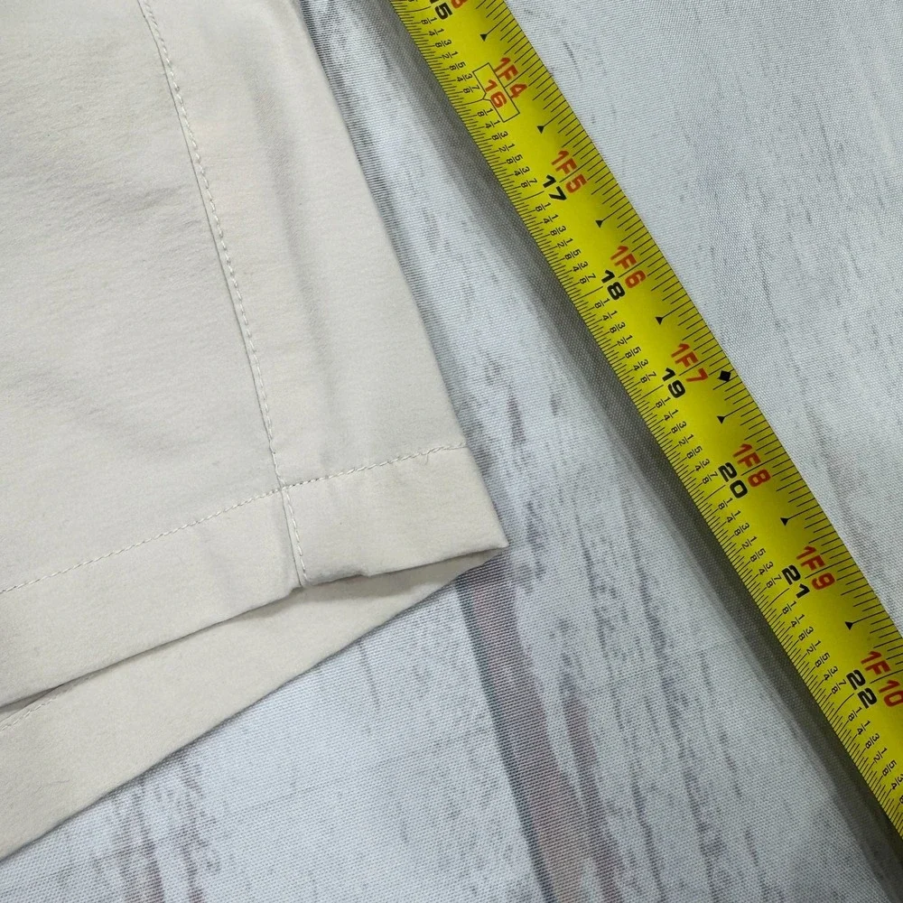 NWT Southern Tide T3‎ Shorts XL Beige Stone Tide to Trail Golf Swim Mens